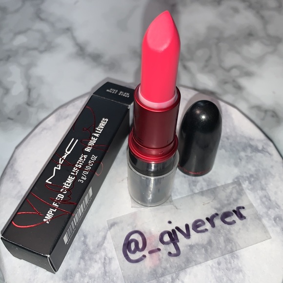 VIVA GLAM MILEY CYRUS AMPLIFIED CREME Lipstick MAC - Picture 1 of 13